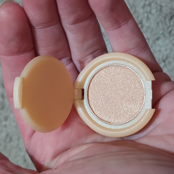 5 Pack Sampler EyeShadow Set - Picture 6 of 15